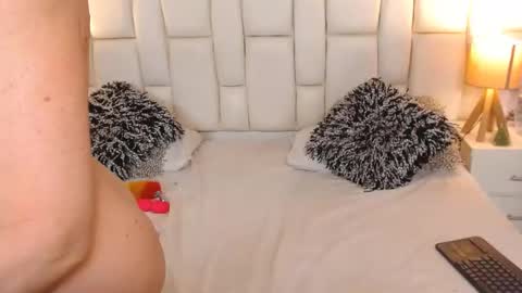 Charon  Stom online show from 01.10.25