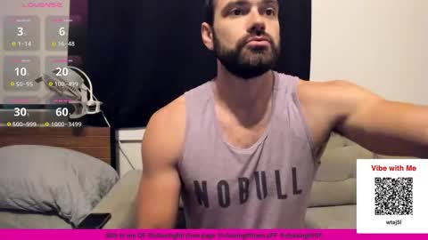 Snapshot of chasemason20 chatting on 11.09.25 Onlyfans chasingfit Instagram the arguer Twitter chasingfitOF online show from 11.09.25