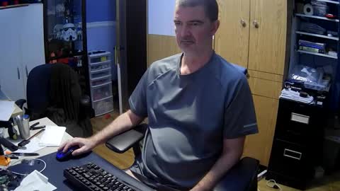 wanaBeYourToy online show from 12.19.25