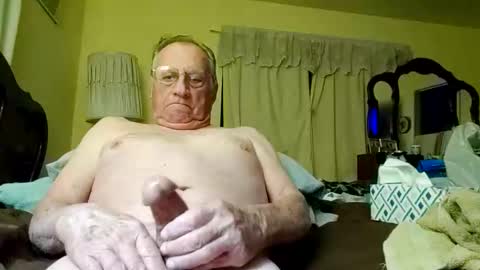 chatoffmale60 online show from 11.04.25