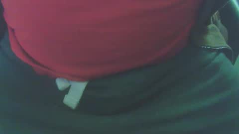 Snapshot of chattertonn chatting on 10.28.25 chattertonn online show from 10.28.25