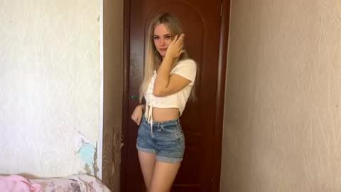 Milissa online show from 09.12.25