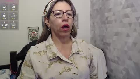 CHAYLA VICTORIA RUIZ  online show from 09.15.25