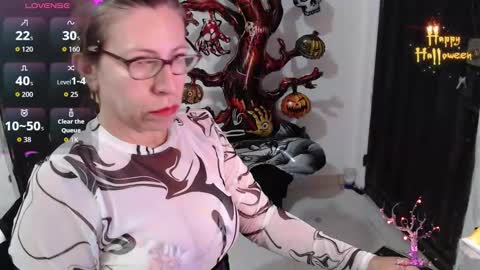 CHAYLA VICTORIA RUIZ  online show from 11.01.25