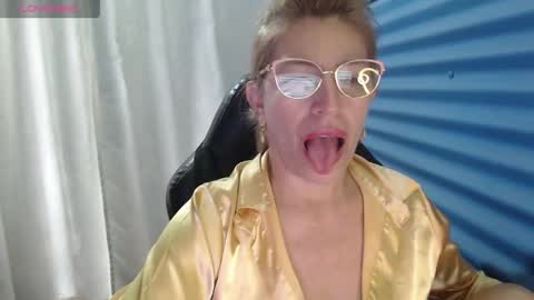 CHAYLA VICTORIA RUIZ  online show from 03.30.26