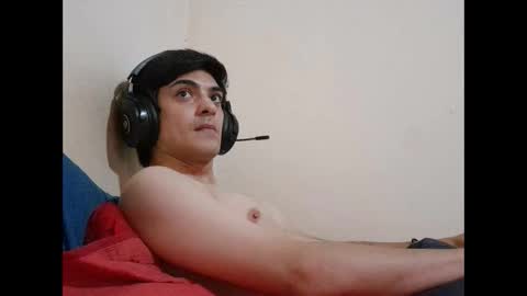 OnlyChayno online show from 12.21.24