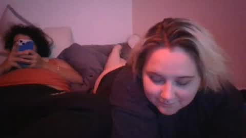Snapshot of cheekychick420 chatting on 06.17.26 cheekychick420 online show from 06.17.26