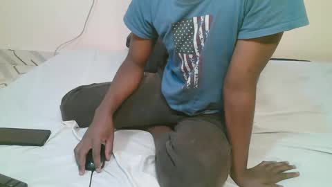 Snapshot of chekyboys_ chatting on 10.20.25 chekyboys_ online show from 10.20.25