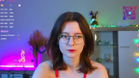 Mona online show from 12.22.24