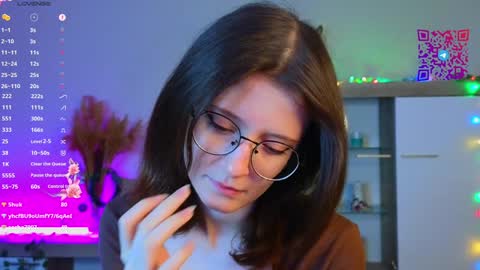 Mona online show from 01.12.25