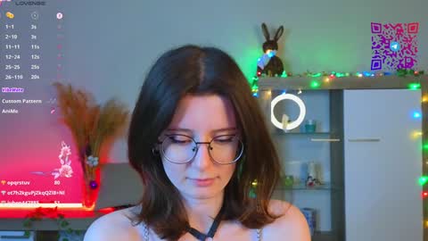 Mona online show from 02.01.25