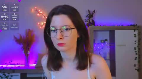 Mona online show from 02.26.25