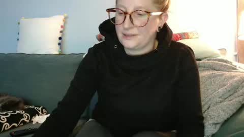 Snapshot of chelseasentra1 chatting on 12.16.24 Chelsea online show from 12.16.24