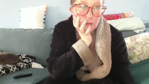 Snapshot of chelseasentra1 chatting on 12.19.24 Chelsea online show from 12.19.24