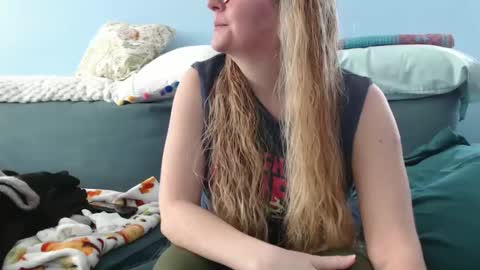 Snapshot of chelseasentra1 chatting on 02.26.25 Chelsea online show from 02.26.25