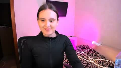 Chelsy  Luxe  online show from 07.09.26
