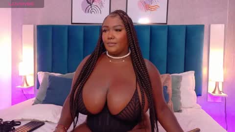 Snapshot of cheneelllorens chatting on 10.04.25 online show from 10.04.25