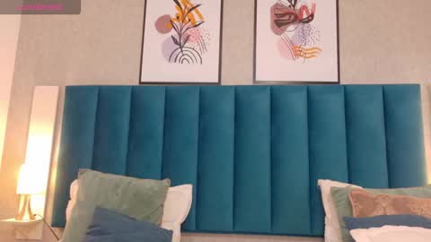 Snapshot of cheneelllorens chatting on 10.22.25 online show from 10.22.25