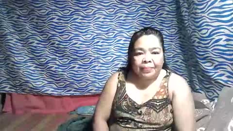 Snapshot of chenita_kits chatting on 10.13.25 chenita_kits online show from 10.13.25