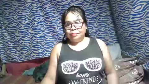 Snapshot of chenita_kits chatting on 10.18.25 chenita_kits online show from 10.18.25
