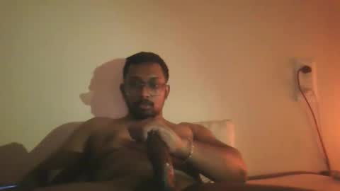 Snapshot of chennaibull1011 chatting on 02.26.26 chennaibull1011 online show from 02.26.26