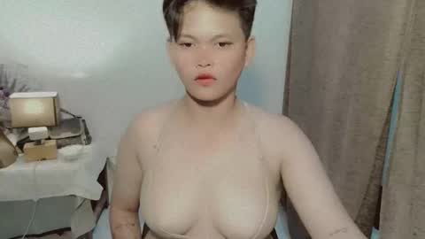 Snapshot of chennybbgirl chatting on 10.24.25 chenny online show from 10.24.25