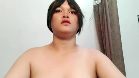 Snapshot of chennybbgirl chatting on 11.04.25 chenny online show from 11.04.25