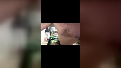 Snapshot of chenovich chatting on 05.18.26 chenovich online show from 05.18.26