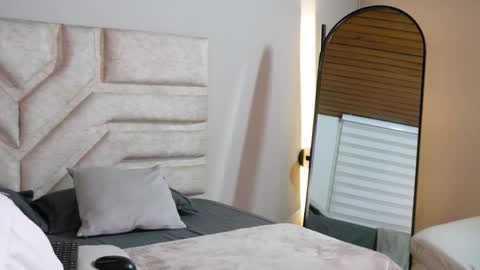 cherry_bunnyx online show from 06.04.26