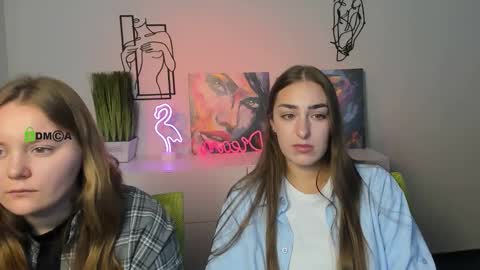 Snapshot of cherry_nya chatting on 11.05.25 cherry nya online show from 11.05.25