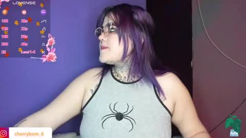  dayis independent model  online show from 12.08.24
