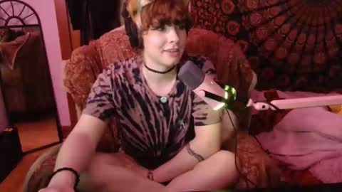 Snapshot of cherryboxedfox chatting on 11.14.25 cherry fox online show from 11.14.25