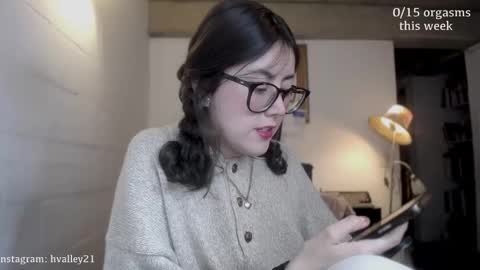 Sarah Prez online show from 12.05.25