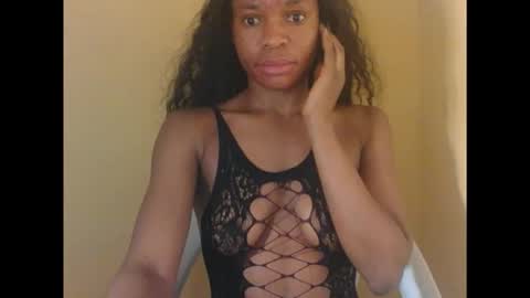 Snapshot of cherrycounty chatting on 09.16.25 cherry online show from 09.16.25