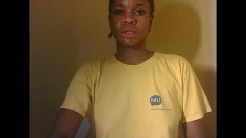 Snapshot of cherrycounty chatting on 09.25.25 cherry online show from 09.25.25