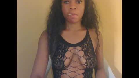 Snapshot of cherrycounty chatting on 09.27.25 cherry online show from 09.27.25