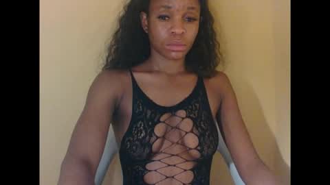 Snapshot of cherrycounty chatting on 10.05.25 cherry online show from 10.05.25