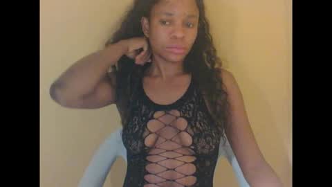 Snapshot of cherrycounty chatting on 10.09.25 cherry online show from 10.09.25