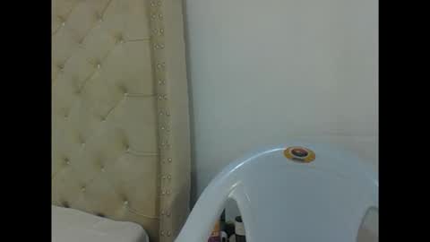 Snapshot of cherrycounty chatting on 11.03.25 cherry online show from 11.03.25