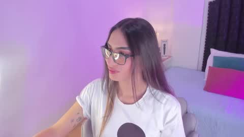 Snapshot of cherrylady2 chatting on 09.30.25 Cherry online show from 09.30.25