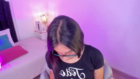 Snapshot of cherrylady2 chatting on 10.28.25 Cherry online show from 10.28.25