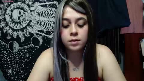 cherrypeach_ online show from 10.02.25