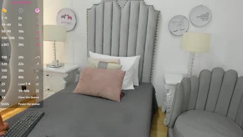 Valery  online show from 09.10.25