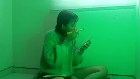 Snapshot of cherrywitchy chatting on 12.22.24 Cherry online show from 12.22.24