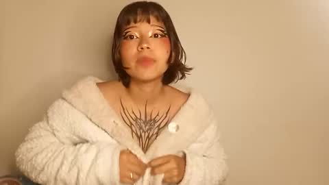 Snapshot of cherrywitchy chatting on 01.04.25 Cherry online show from 01.04.25