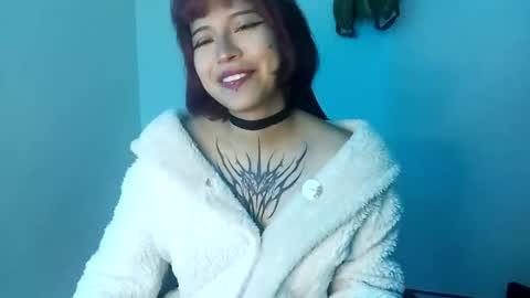 Snapshot of cherrywitchy chatting on 01.26.25 Cherry online show from 01.26.25