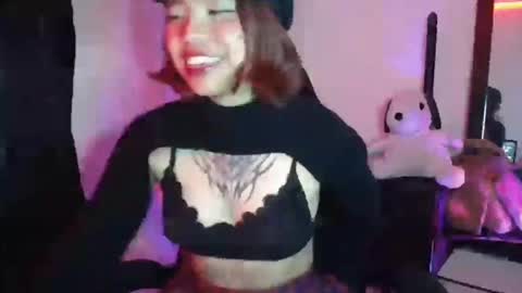 Snapshot of cherrywitchy chatting on 02.19.25 Cherry online show from 02.19.25