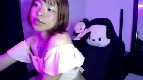 Snapshot of cherrywitchy chatting on 02.23.25 Cherry online show from 02.23.25