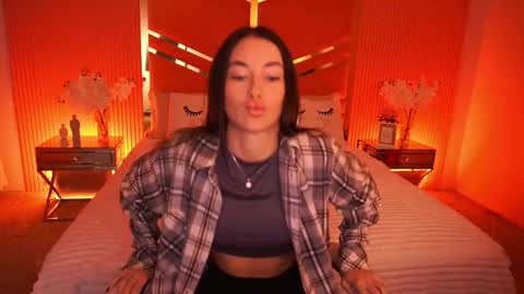 Snapshot of cherryylulu chatting on 10.13.25 cherryylulu online show from 10.13.25