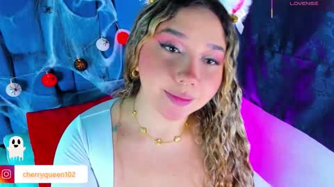 Snapshot of cherryyquen chatting on 10.14.25 Cherry Queen online show from 10.14.25